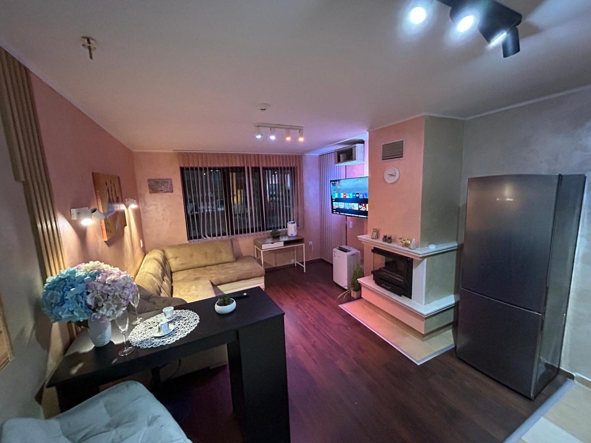 2-Bedroom, 2-Bathroom With Fireplace And Garden At Winslow Infinity Банско Экстерьер фото
