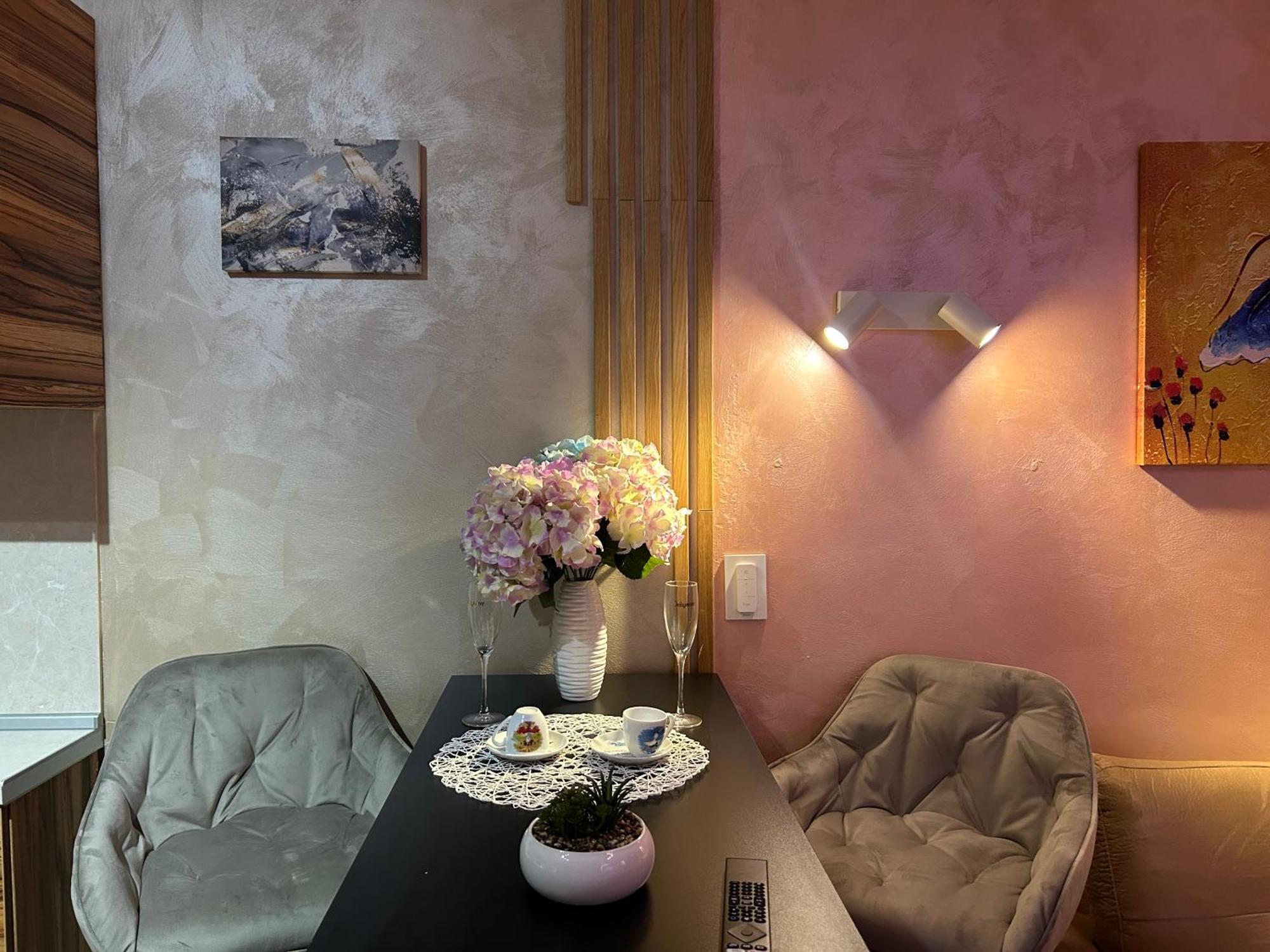 2-Bedroom, 2-Bathroom With Fireplace And Garden At Winslow Infinity Банско Экстерьер фото