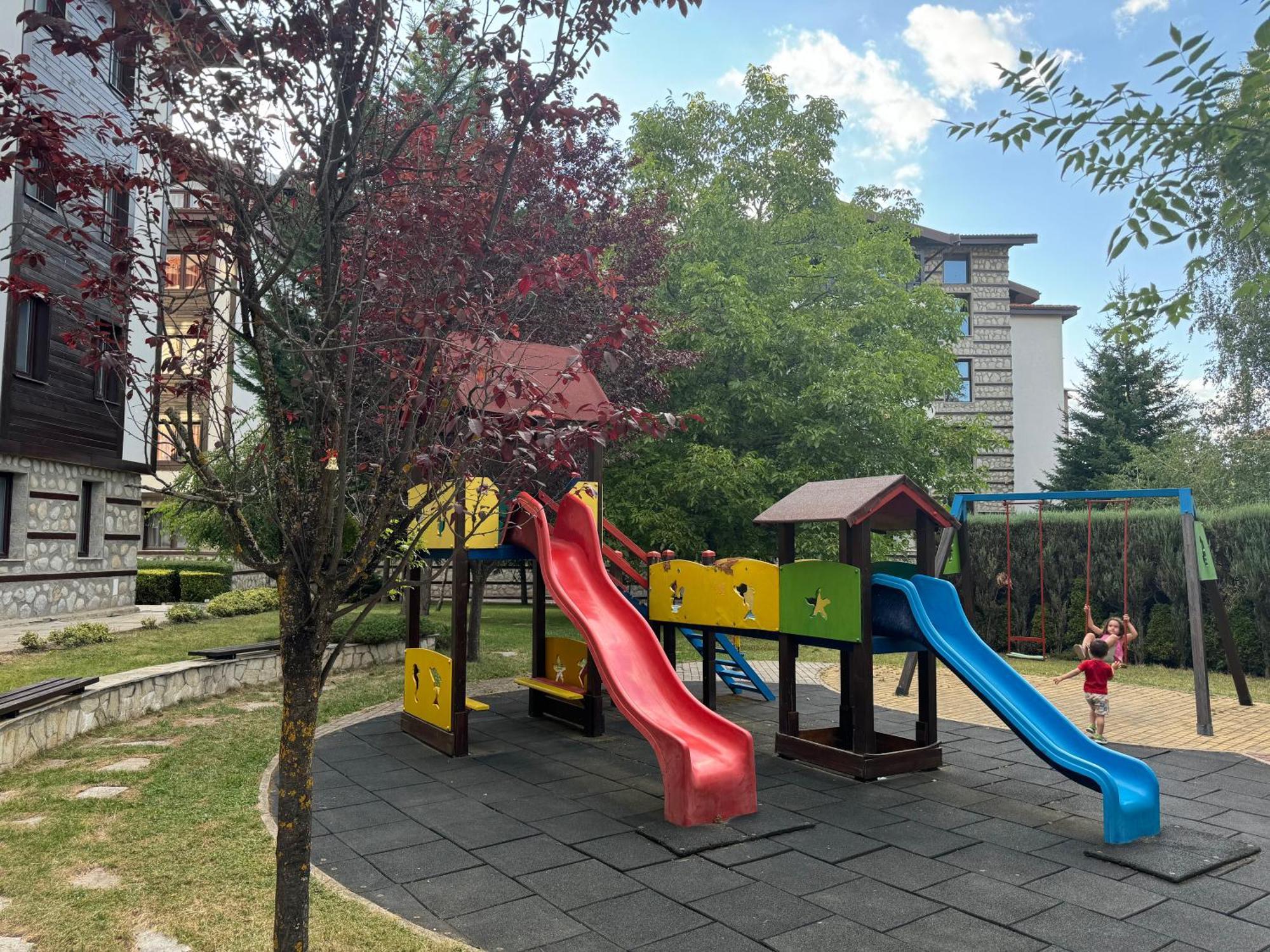 2-Bedroom, 2-Bathroom With Fireplace And Garden At Winslow Infinity Банско Экстерьер фото